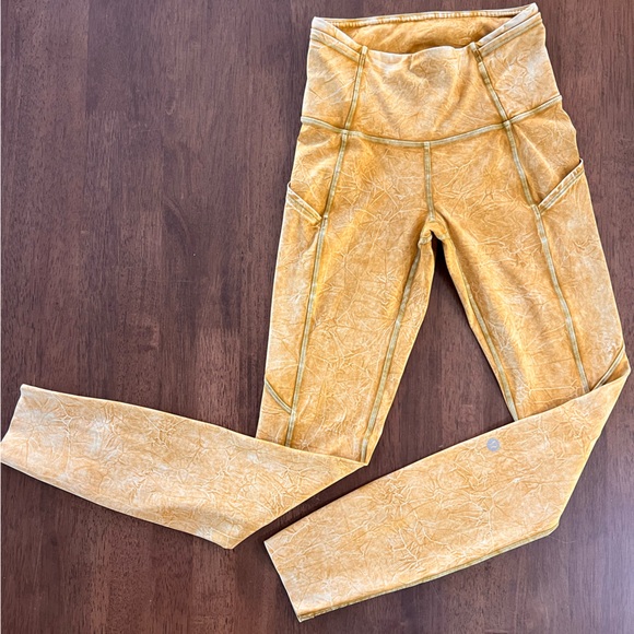 Lululemon Fast and Free High-Rise Tight 25” Ice Dye Mustard Nulux Yoga Run Sz 2 - Picture 7 of 7